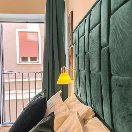 Studio Flat - Piazza San Cosimato By Yourhost Rzym Zewnętrze zdjęcie