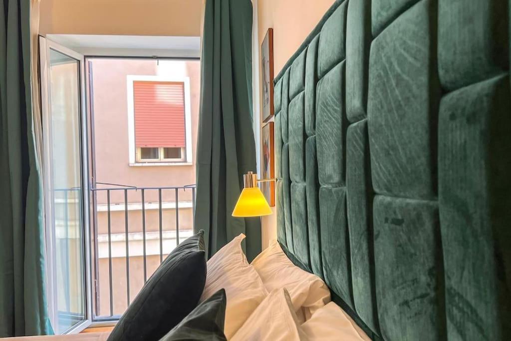 Studio Flat - Piazza San Cosimato By Yourhost Rzym Zewnętrze zdjęcie